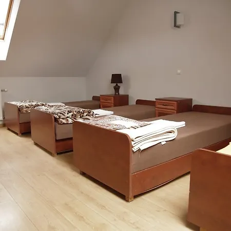 Chata Pod Pusta 招待所 *